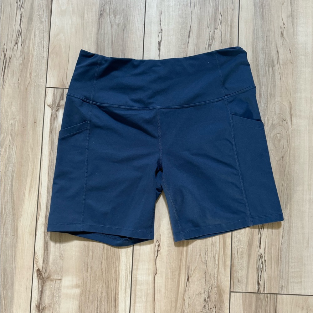 Zella Women Biker Shorts with pockets.